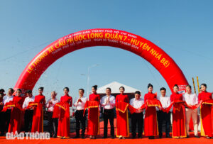 Thông xe cầu Phước Long